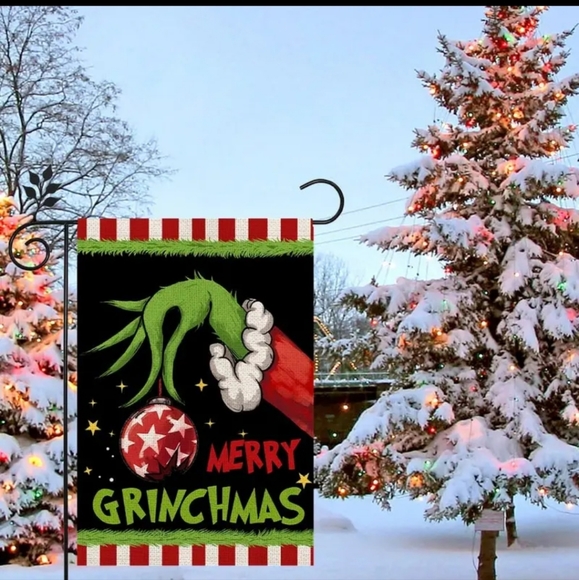 Set- Grinch Garden Flag Set - Picture 5 of 5